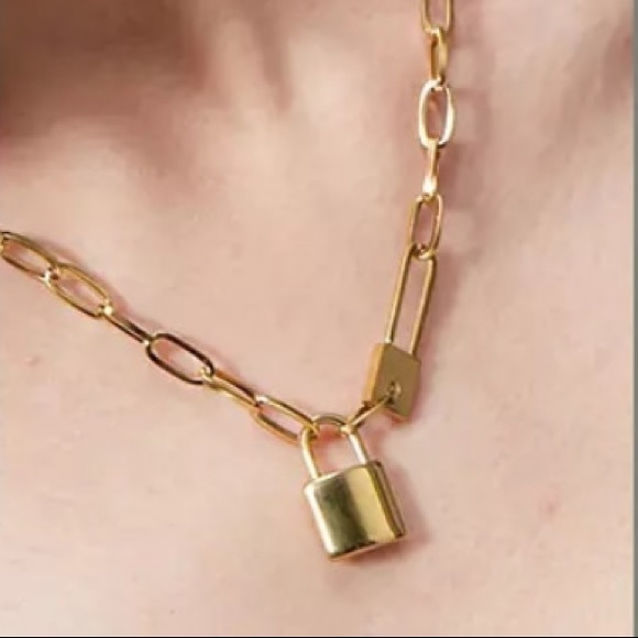 🔒 Gold plated lock pendant necklace - Picture 6 of 6